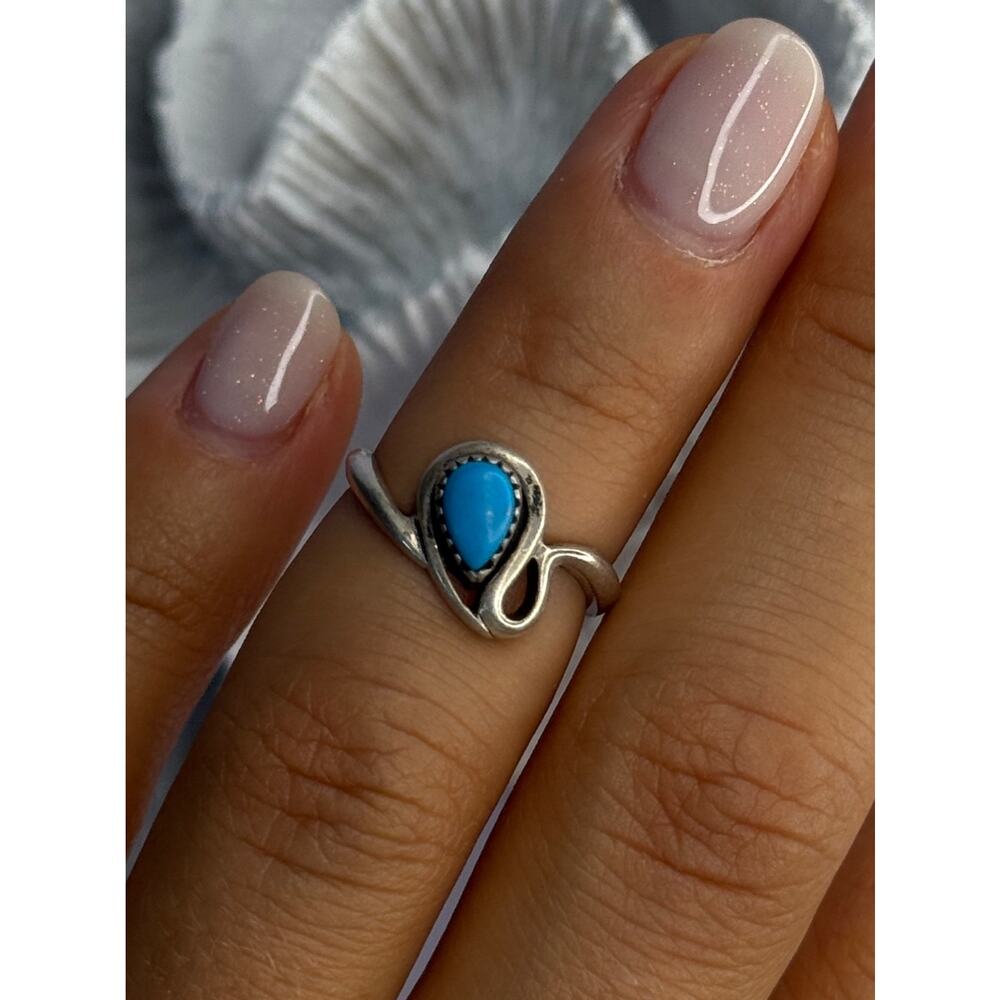 925 Sterling Silver Turquoise Ring Size 4 - Picture 6 of 6